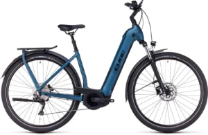Cube Kathmandu Hybrid ONE 750 blue and black